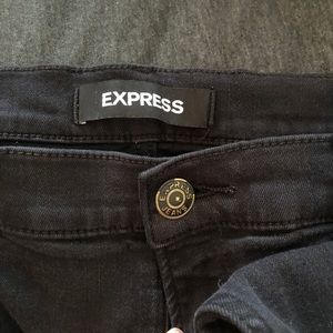 Express distressed begging jeans sz 14